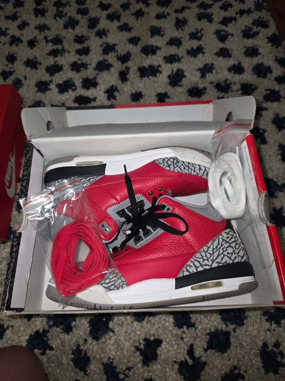 Nike Air Jordan 3 Retro SE Fire Red Cement Grey